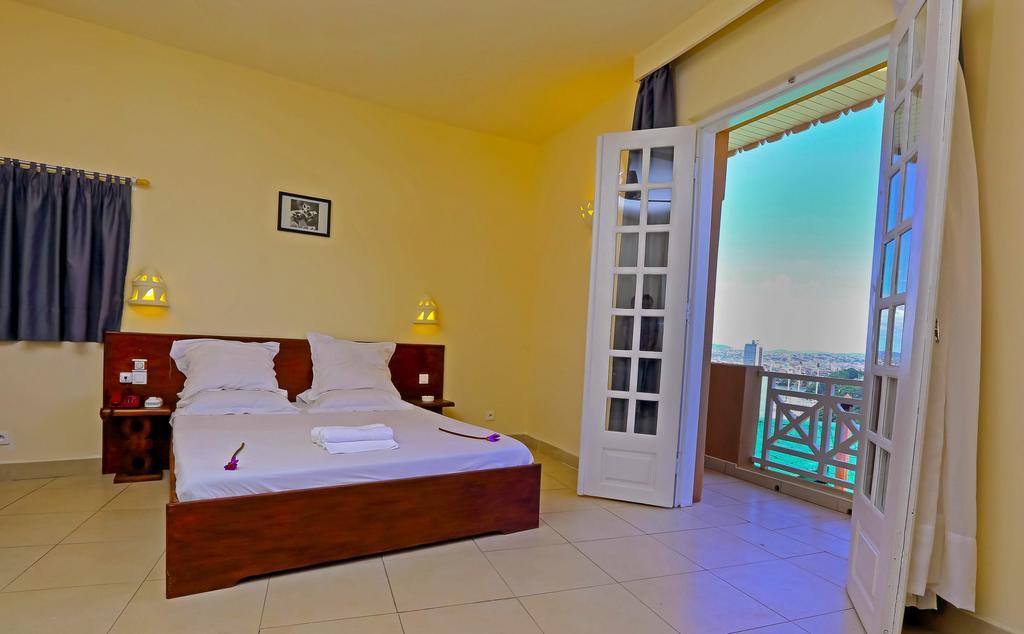 Hotel Le Lotus Bleu Antananarivo Zimmer foto