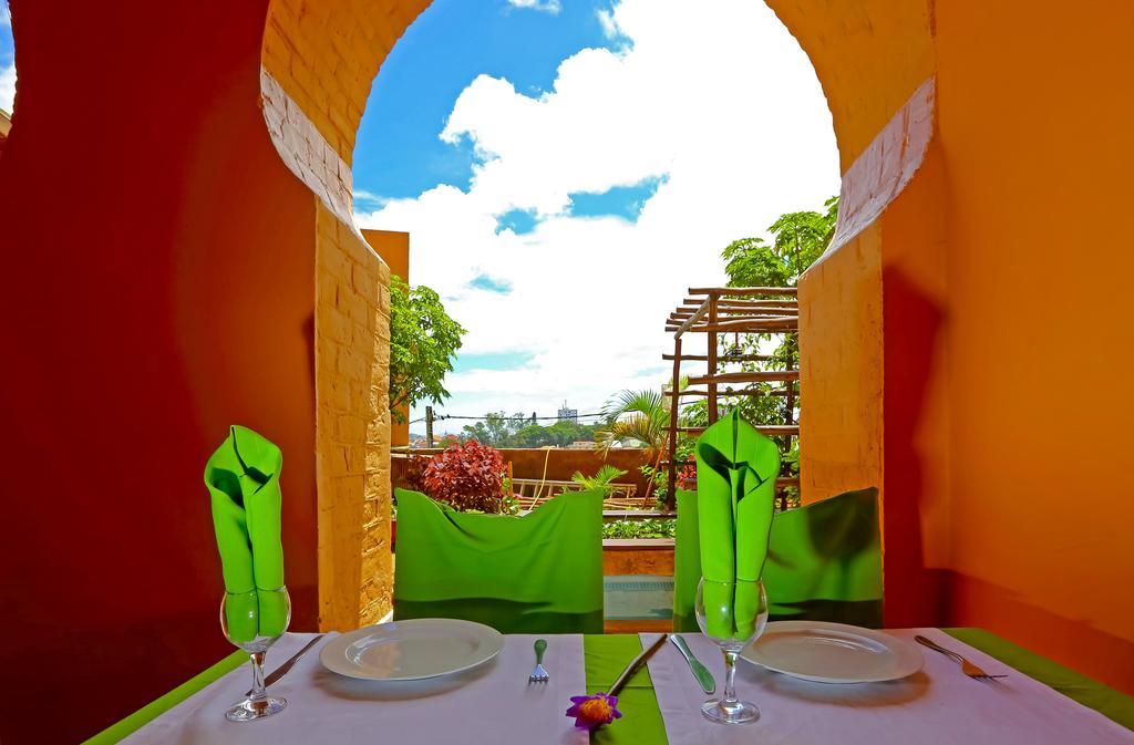 Hotel Le Lotus Bleu Antananarivo Exterior foto
